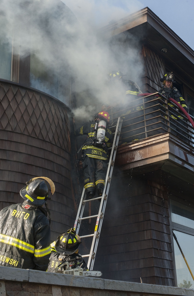 Dune Road fire in Bridgehampton, April 19.