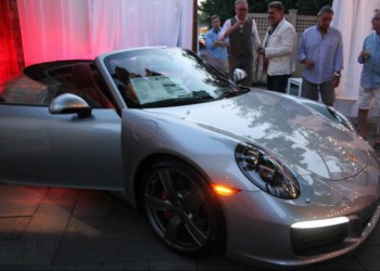 Porsche of Southampton unveils new Porsche 911