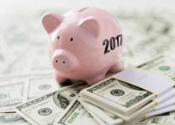 2017 End of Year Financial Advice Piggy Bank