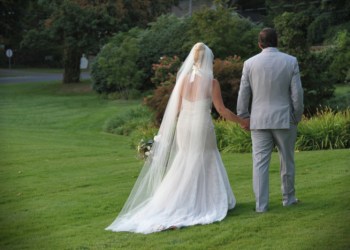 A young couple begin their lives together, Photo: Barbara Lassen