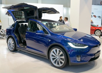 Tesla model X 90D