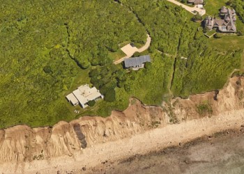 Paul Simon's house almost went over a cliff. Literally.