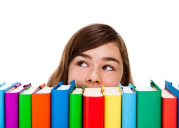 girl with books