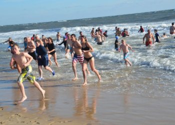 The East Hampton Main Beach Polar Beach Plunge in 2015.