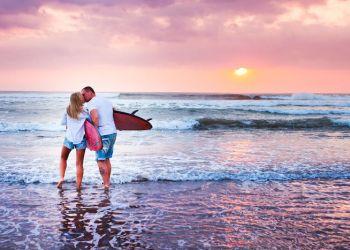 surfer couple