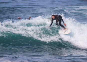 surfer chick