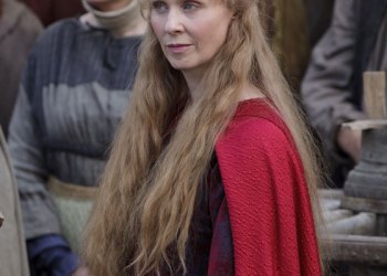 Cynthia Nixon as Petranilla in World Without End