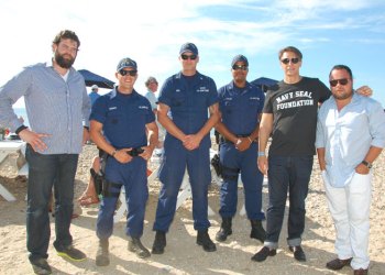 Franklin Ferguson, partner Navy Beach, U.S. Coast Guard officers Jordan Siegrist, Mike Hedl and Jonathan Taylor and Navy Beach partners Frank Davis and Martín Cabrera.