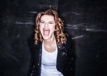 Sandra Bernhard