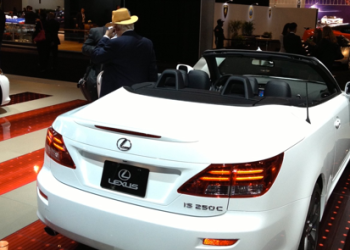 Dan Rattiner hopping into the Lexus IS 250C Convertible