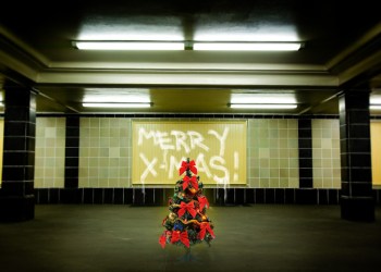 Hamptons Subway is cutting back on Christmas decorations in 2015