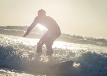 surfing