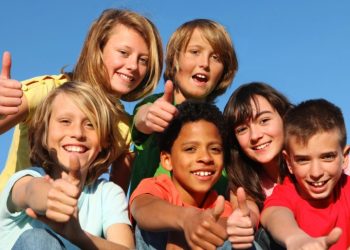 happy kids thumbs up summer camp children