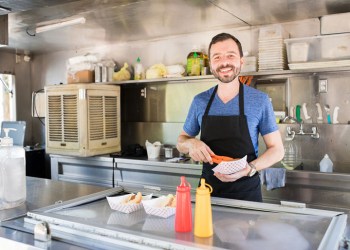 Hamptons Dress Code Council hot dog vendor