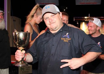 Chef Matty Boudreau accepting the Judge's Choice Award at Dan's GrillHampton 2017