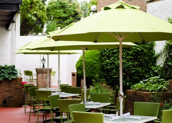 Claude's outdoor seating, Photo: Megan Overton