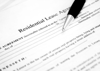 Rental lease agreement with pen