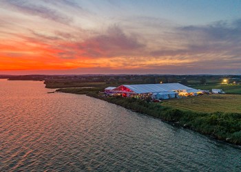 Dan's GrillHampton and Taste of Two Forks sit right next the beautiful Mecox Bay, Photo: James Katsipis