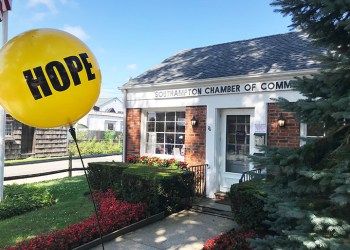 Week of Hope yellow balloon in front of the Southampton Chamber of Commerce