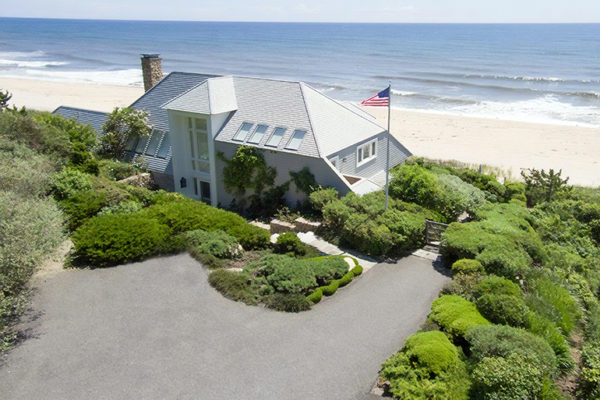 Bernie Madoffs Former Beach House Is Still For Sale In Montauk 4293