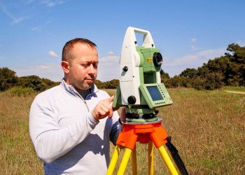 Land use surveyor