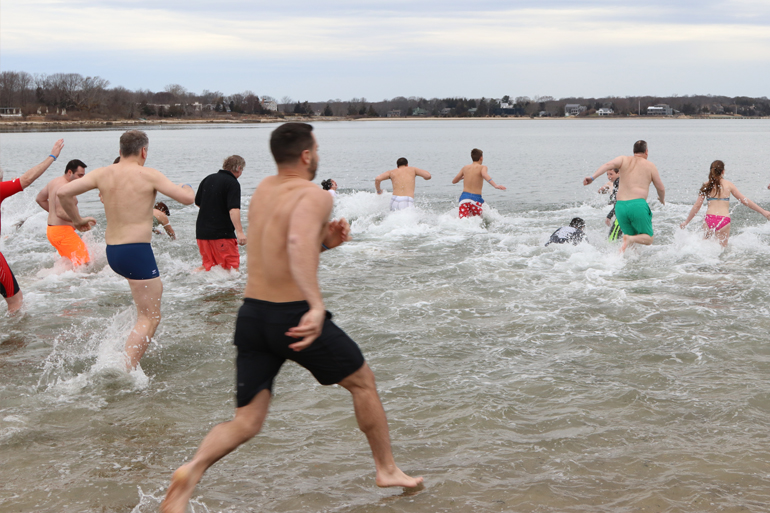 Run to Sag Harbor for HarborFrost 2019 on February 23
