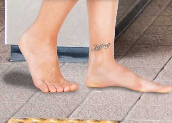 Ina Garten barefoot on Hamptons Subway platform, just feet with 