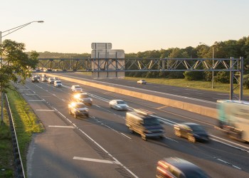 Car traffic on the Long Island Expressway