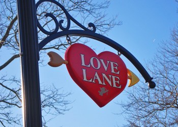 The Love lane Kitchen sign, Photo: Courtesy Jen Lew