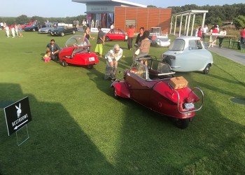 Cool cars at The Bridge