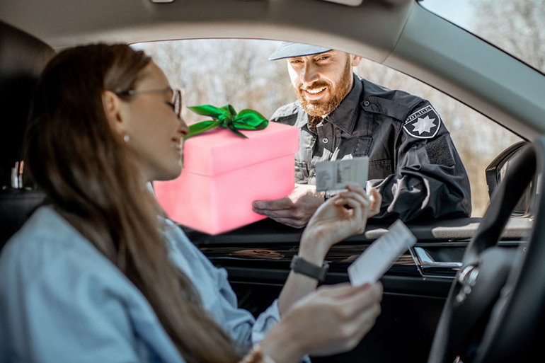 Hamptons Police pull over drivers and give Christmas presents instead of tickets