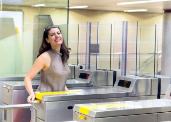 Hamptons Subway turnstile freebie