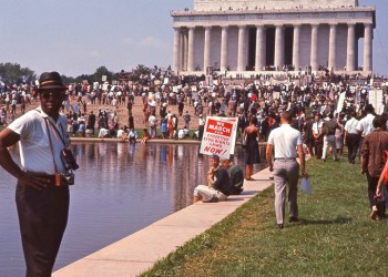 Crowd gathering at the Lincoln Memorial for the March on Washington in 