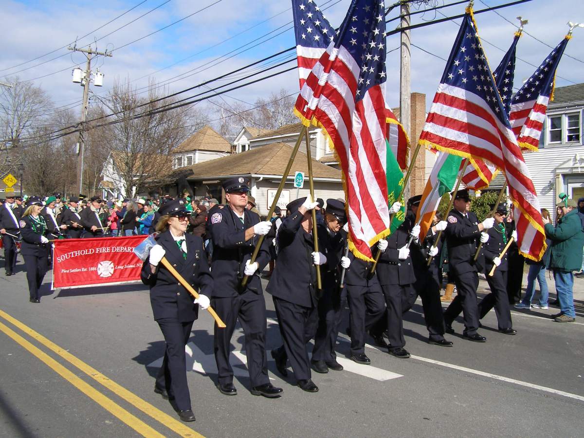 The North Fork Chamber of Commerce and the Cutchogue Fire Department celebrated the Emerald Isle on Saturday, with their 14th annual St. Patrick’s Day parade. Kilts and bagpipes, drums and uniforms, and even a marching pig were the order of the day.