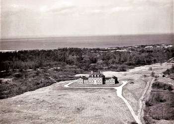 East Hampton Library