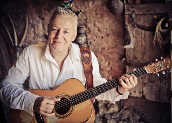 Tommy Emmanuel is playing in the Hamptons