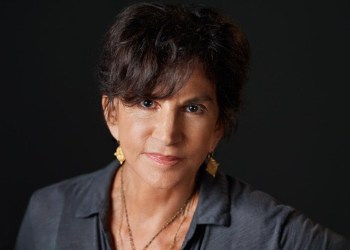 Mercedes Ruehl is starring in Love Letters at Suffolk Theater