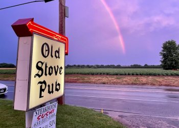 Old Stove Pub iconic neon sign