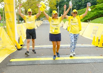 Arthur Dunnam, Katie Couric and a fellow runner at Hope For Depression Research Foundation's Race of Hope