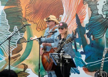 Nancy Atlas and Johnny Blood play The Surf Lodge