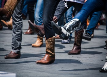 Get ready for a North Fork country barn dance or country line dancing at The Clubhouse Hamptons