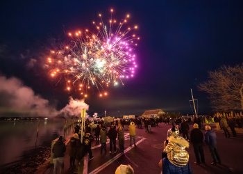 Fireworks from the world-famous Grucci family explode spectacularly over Long Wharf during HarborFrost