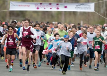 Runners set off on the Katy's Courage 5K route in Sag Harbor Hamptons