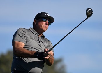 Phil Mickelson playing golf