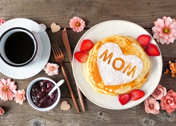 Mother's Day brunch is as easy as dialing 631 (and then seven other numbers)