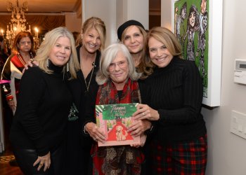 (L to R) Charlie Espisito, Marcy Warren, Andrea Eastman, Leora Rosenberg, Katie Couric celebrate 