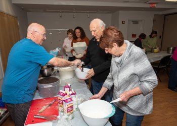 Rob Scott, Ernie and Darlene Anderson scone class at Riverhead Library