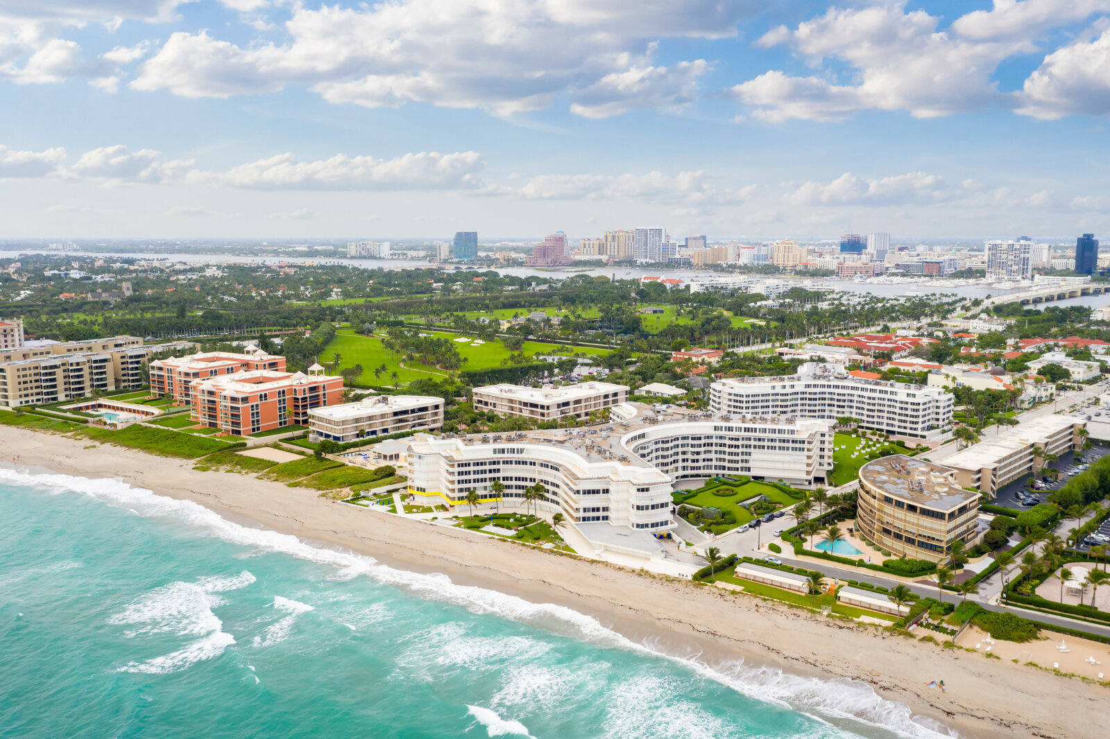 Palm Beach's Season, Lady in Red Gala, Personal Submarines