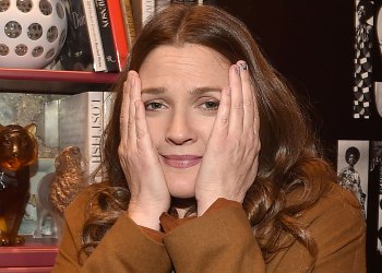 Drew Barrymore is supporting the writers strike