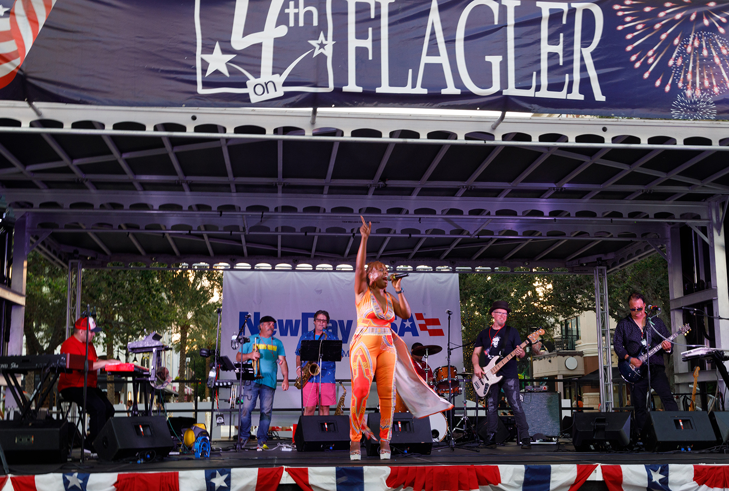 Musical entertainment at 4th on Flagler